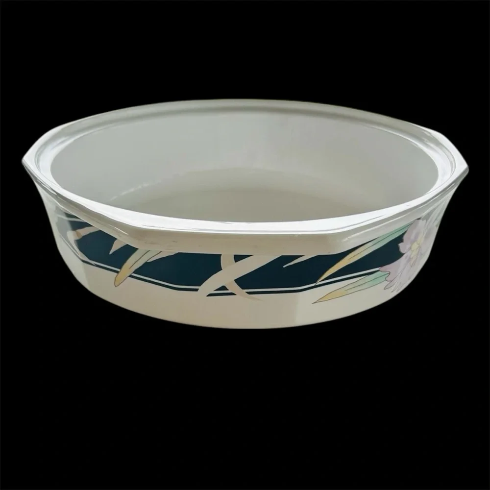 Mikasa Fire & Ice Glass Casarole Dish